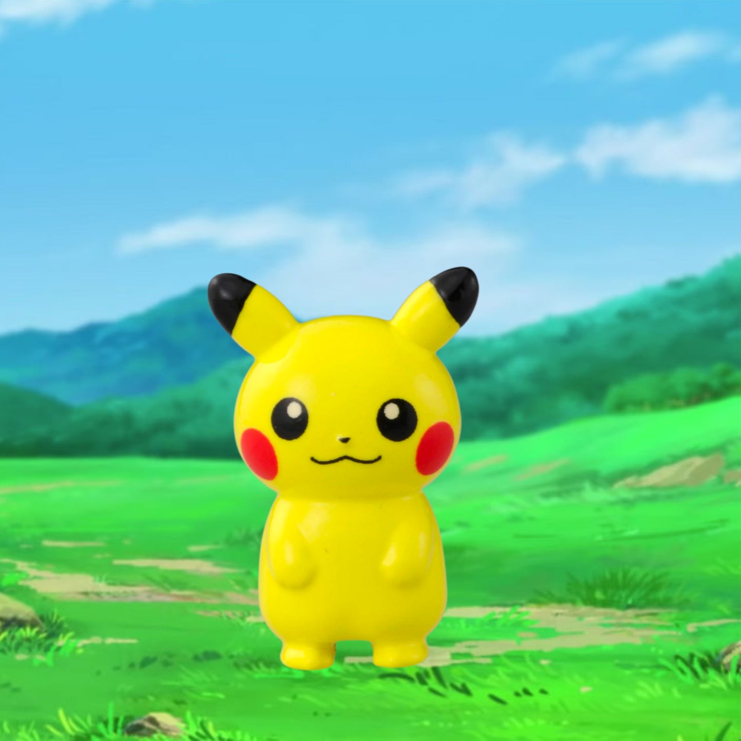 Tomica Dream- R10 Pikachu & Monster Ball Car